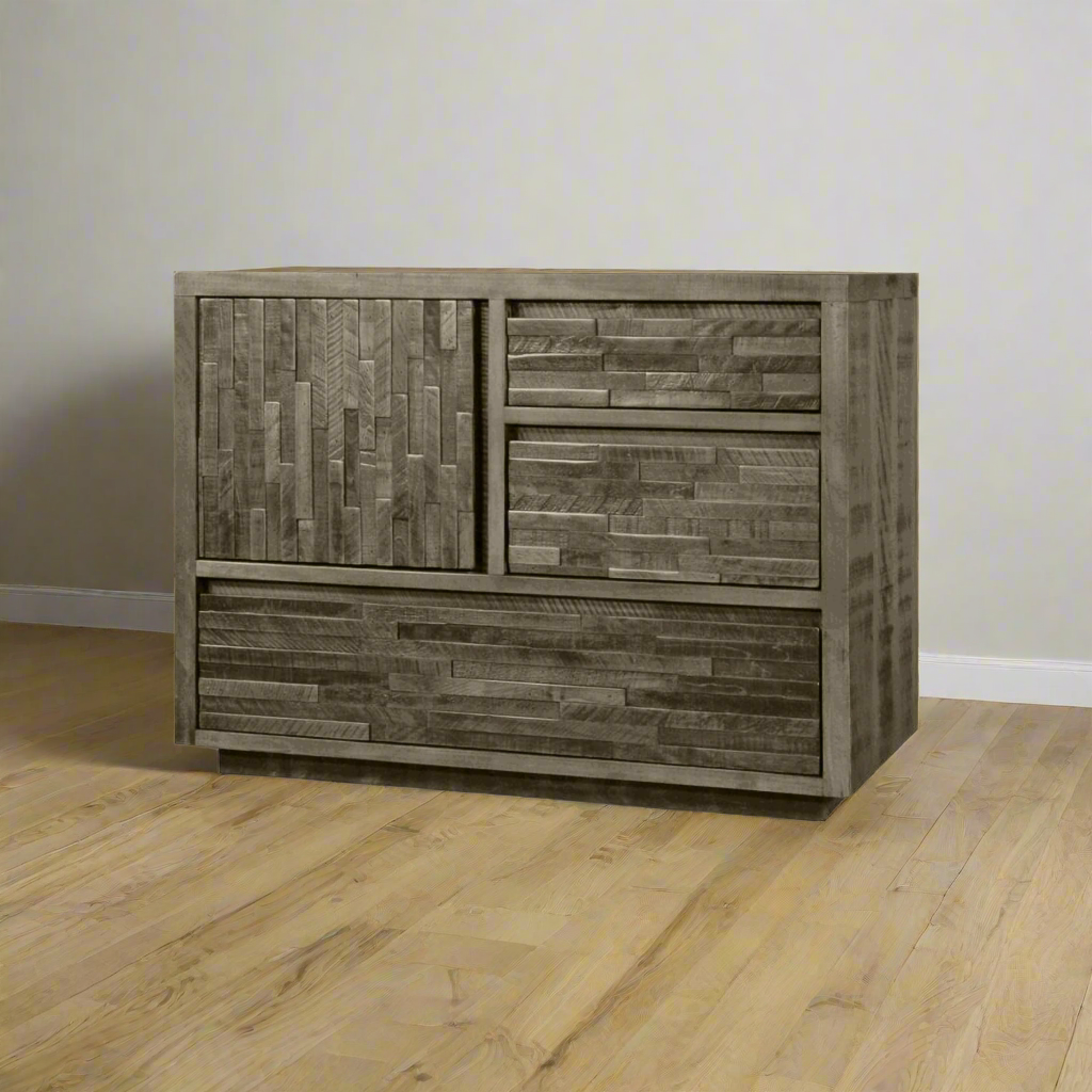 Ledge Rock Solid Wood Chest