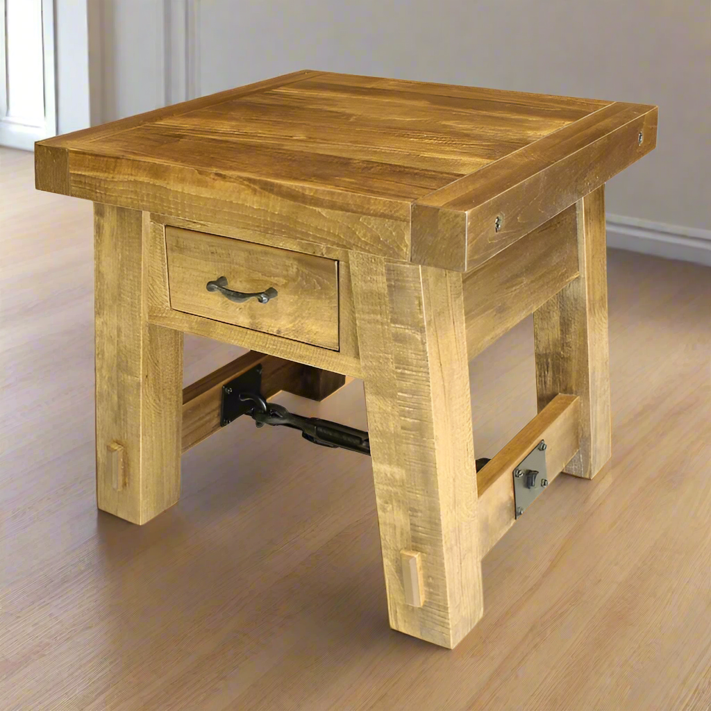 Table d'appoint en bois massif Benchmark 